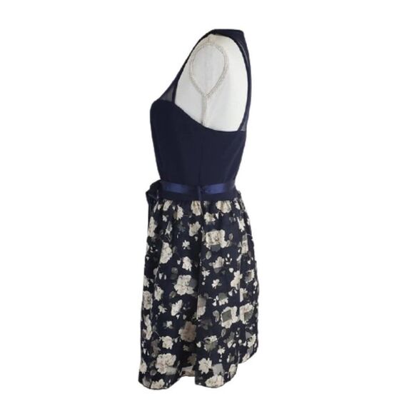 A’Gaci Blue Floral Mesh Fit & Flare Dress – Girl's Size Large - Picture 3 of 10